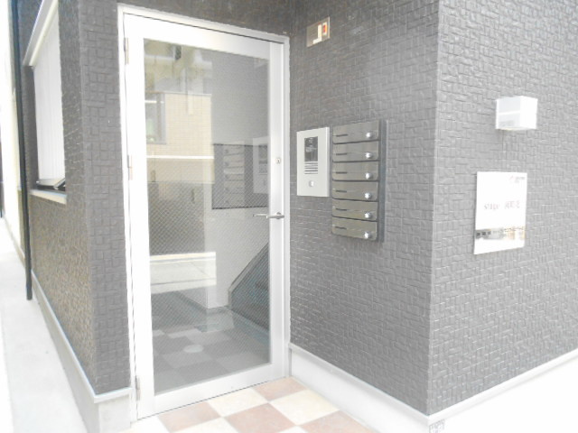 stage岡町北のエントランス