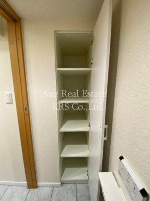 【その他】 | リーガル南堀江 | トイレにある大容量収納です！