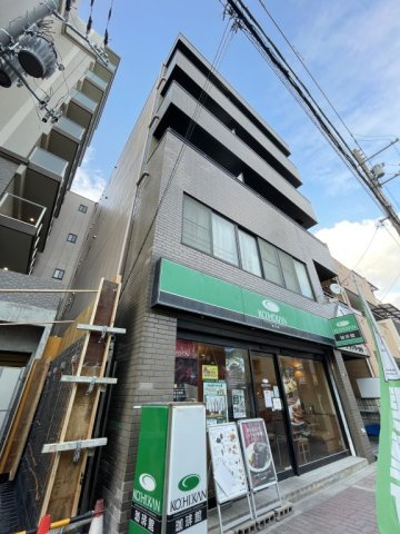 グランデ・ユウ