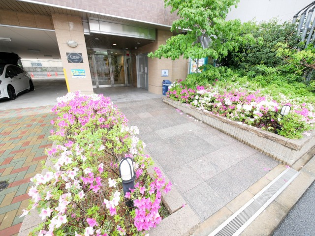 大阪市浪速区木津川１丁目の賃貸マンションのエントランス