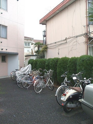 オーツハウスのその他共用部分|駐輪場♪