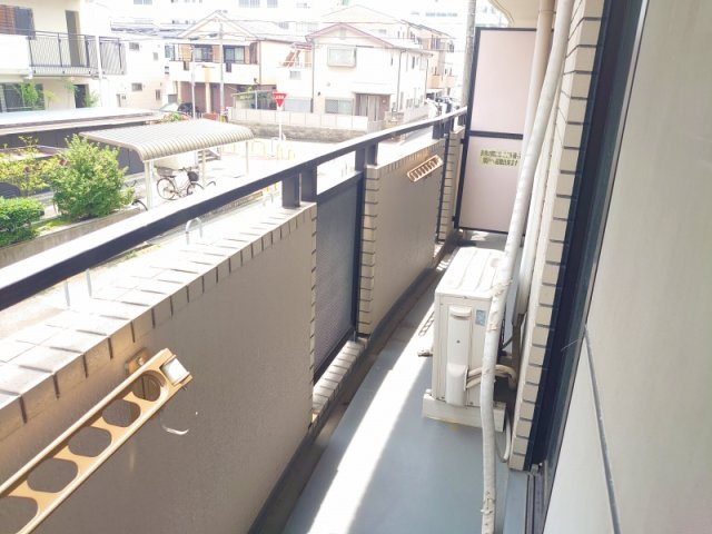 スリーエヌ豊中のバルコニー