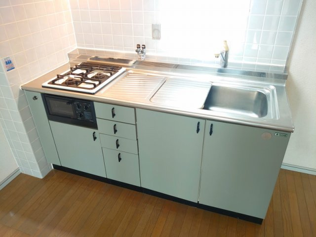 スリーエヌ豊中のキッチン
