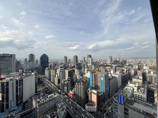 梅田ガーデンレジデンスの展望|バルコニーからの屋外風景です。