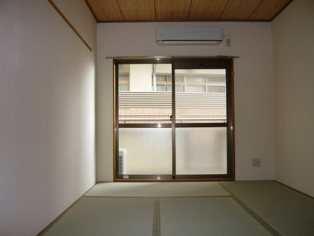 セランジュ豊中本町の居間・リビング