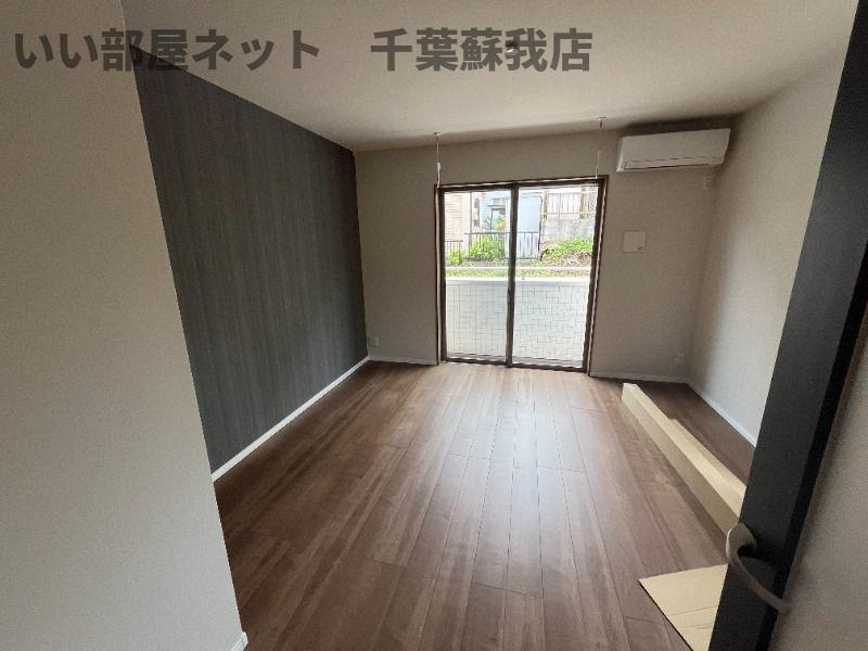 (仮称）桜木北2丁目共同住宅の居間・リビング|こちらのリビングで趣味の時間をお楽しみください