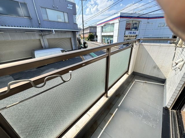 世田谷区千歳台２丁目の賃貸マンションのバルコニー