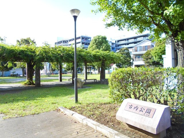 小暮ビルの周辺