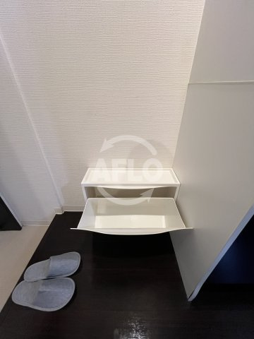SURF ISLAND MALIBUの内装|シューズボックス