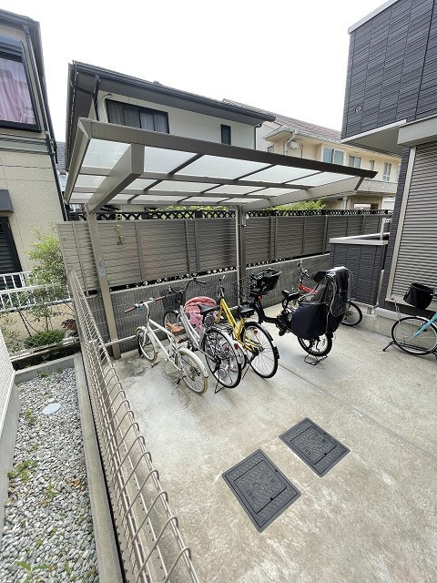 コルン　コゥロエンのその他共用部分