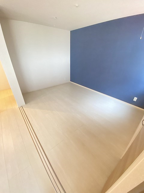 コルン　コゥロエン