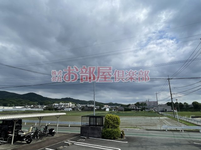 エレガンス壱番館の展望