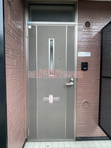 エレガンス壱番館の玄関|落ち着いた玄関です