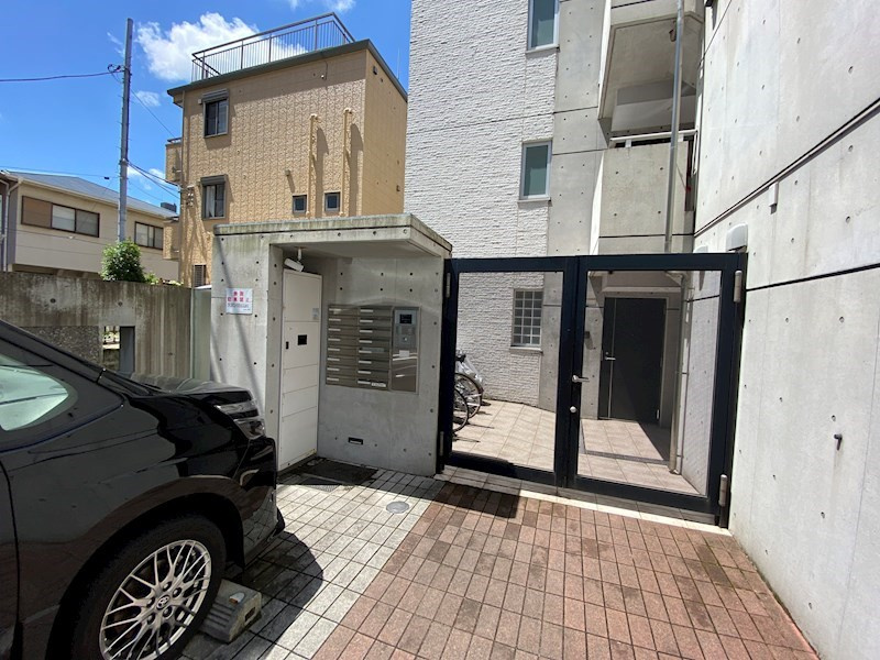 Branche目黒の駐車場