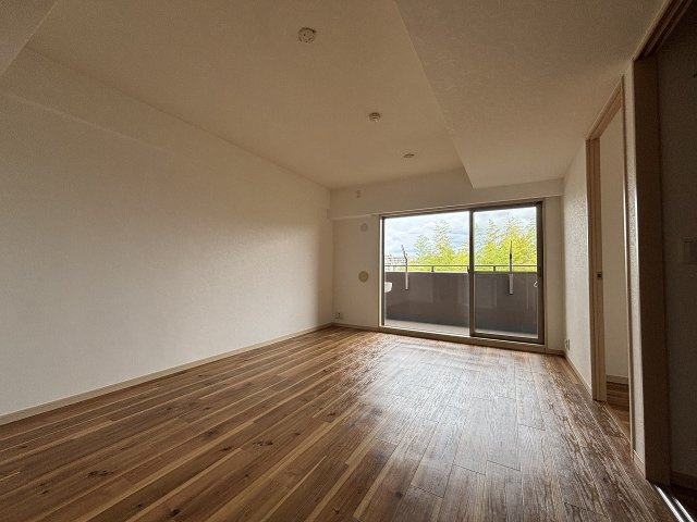 セレッソコート豊中長興寺の居間・リビング