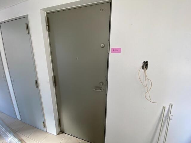 CREAL学芸大学の玄関