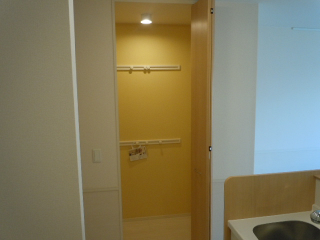D-room中桜塚の収納