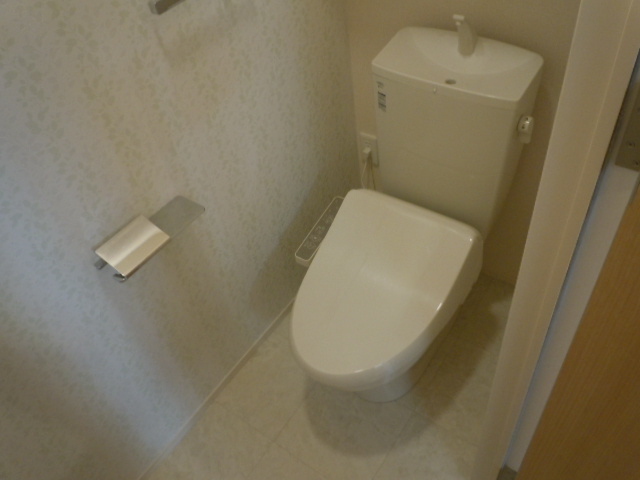 D-room中桜塚のトイレ