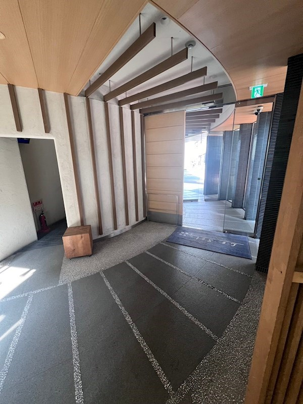 Le・Sel上町台のエントランス