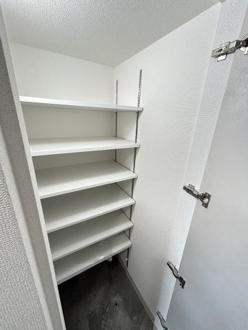 NEコート甲南町の収納