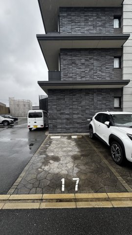 アトリオフラッツ井尻の駐車場