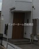 RIZEST幕張のエントランス