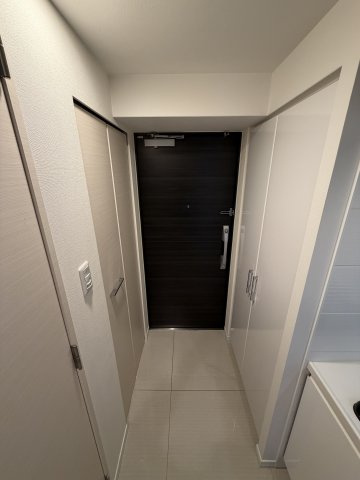 S-RESIDENCE難波Brillerの玄関