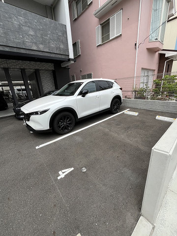 エスリード新北野グランリンクの駐車場|カースペースがあります