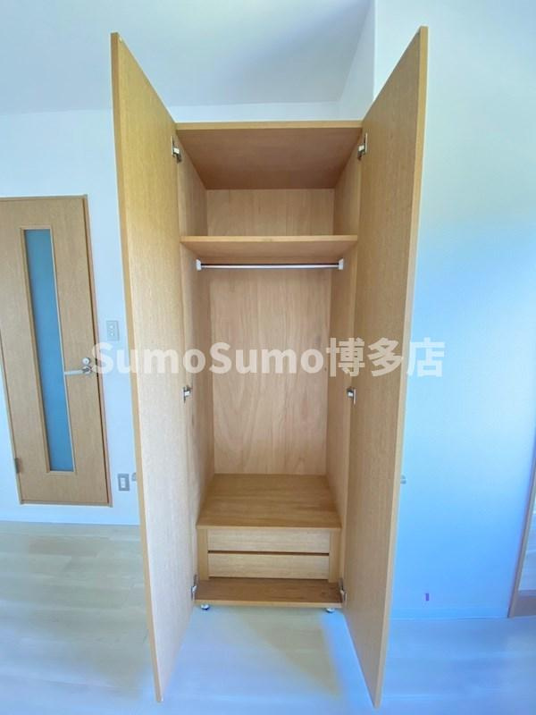 KDXレジデンス西新の収納