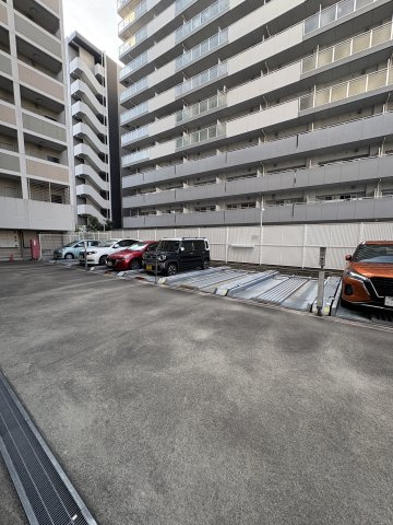 willDo浜崎通の駐車場