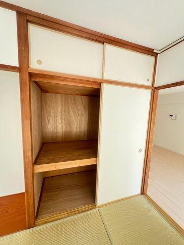 UR武庫川 11号棟の収納