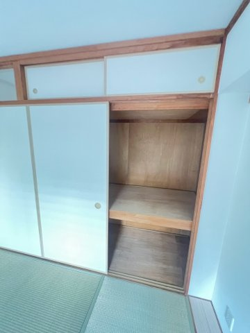 UR武庫川 11号棟の収納