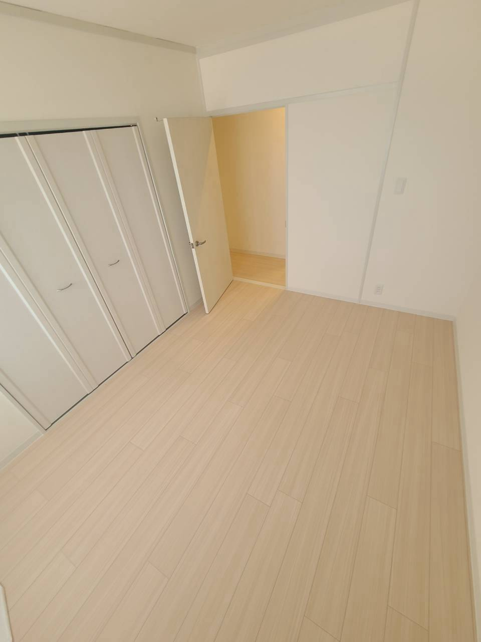 UR武庫川 17号棟の洋室
