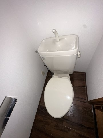 アーバンハイツ住乃江のトイレ