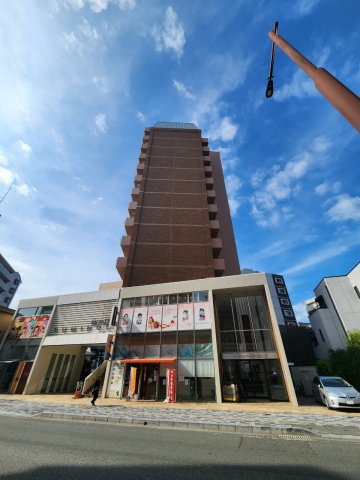 アーバンハイツ住乃江の外観