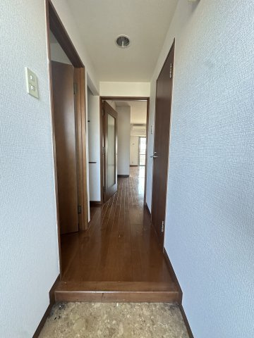 アーバンハイツ住乃江の玄関