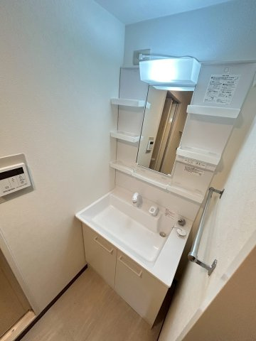 ヴィオレット宝塚の洗面所