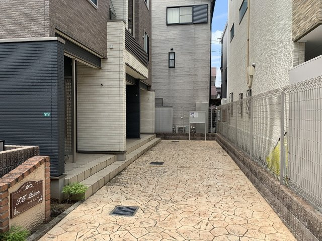 TM MAISONのエントランス
