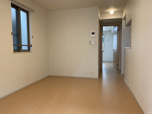 TM MAISONの居間・リビング