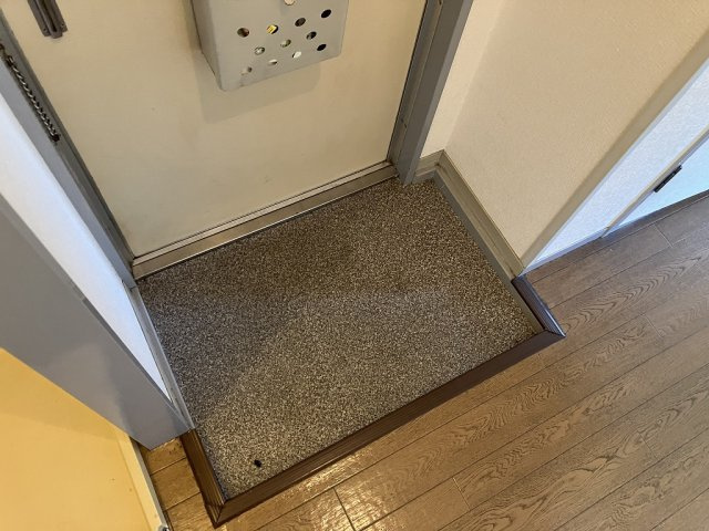 第2三賀ハウスの玄関