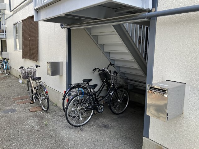 第2三賀ハウスのエントランス