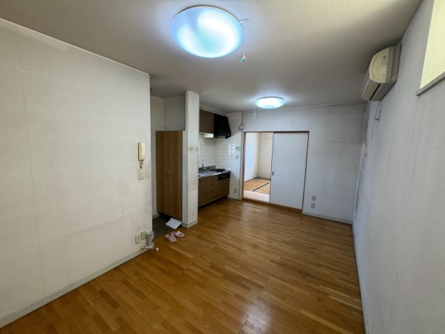 鳳西町二丁　店舗付住宅のキッチン