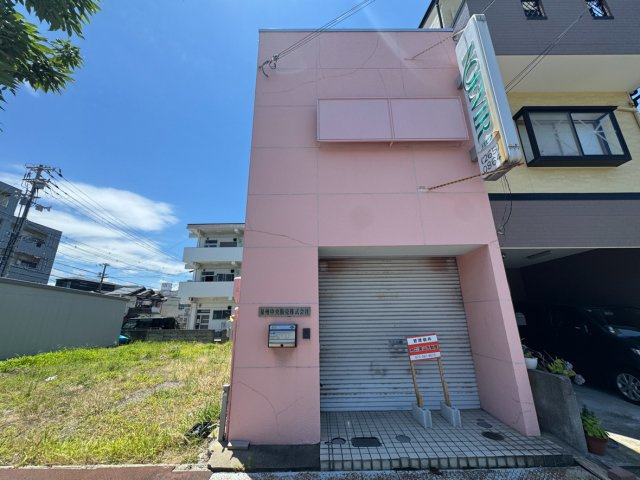 鳳西町二丁　店舗付住宅の外観