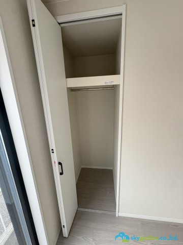 茅ヶ崎市高田１丁目　新築戸建　全１棟の収納|収納があります