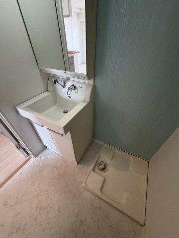 ラビン新開地の洗面所