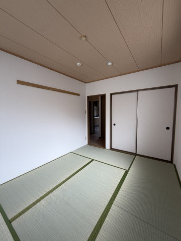 セゾン東須磨の和室