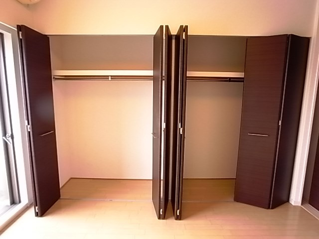 プレジール三ノ宮Ⅲの収納
