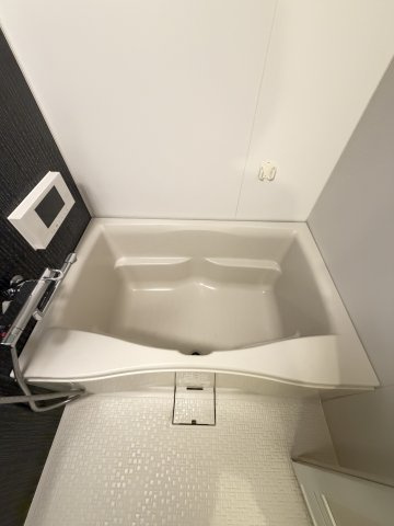 プレジール三ノ宮Ⅲの浴室