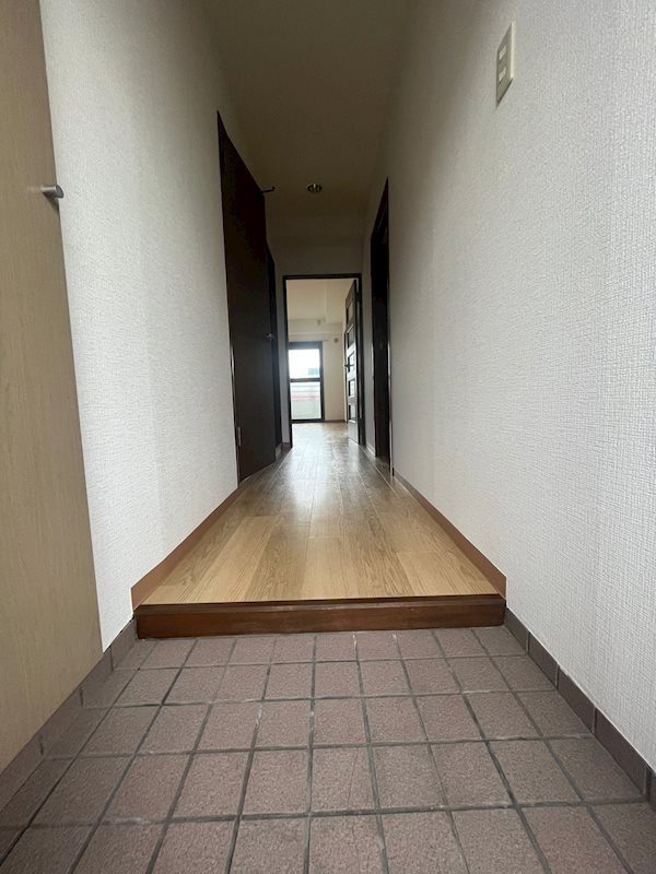 ロイヤルサクラの玄関