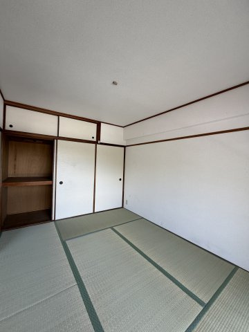 高取台グリーンハイツ B棟の和室